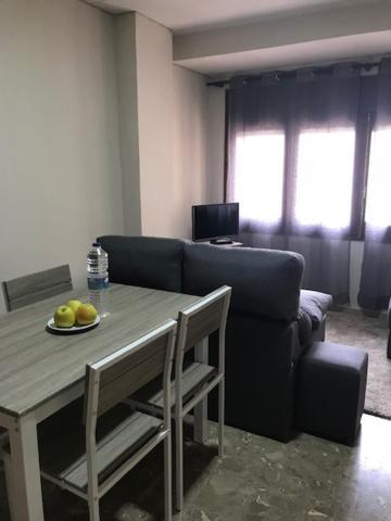 Apartament Encantador Al Centre De Vic Aptgarbi Exteriör bild
